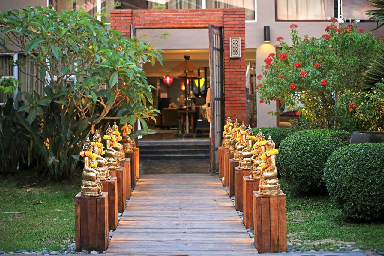 The Oriental Luxury Suites Alfonso Buitenkant foto