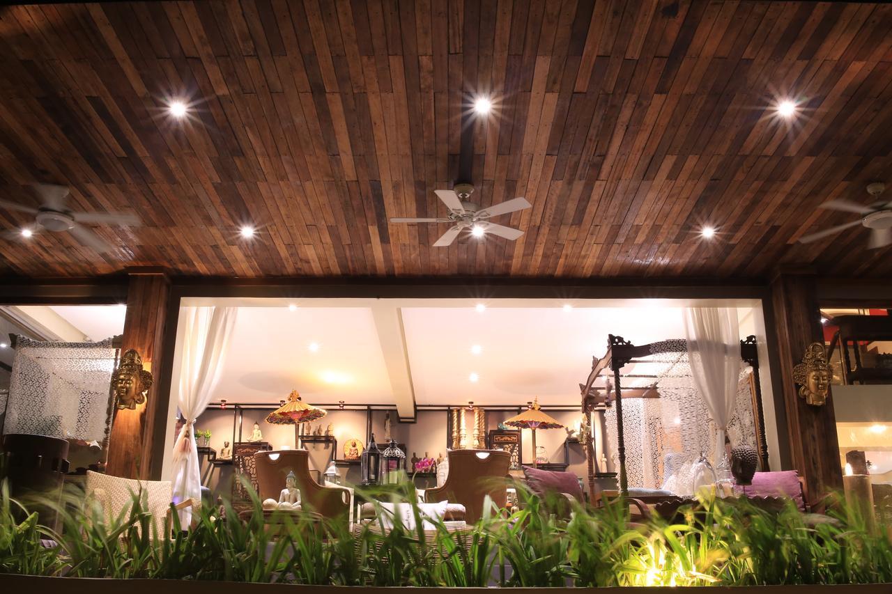 The Oriental Luxury Suites Alfonso Buitenkant foto